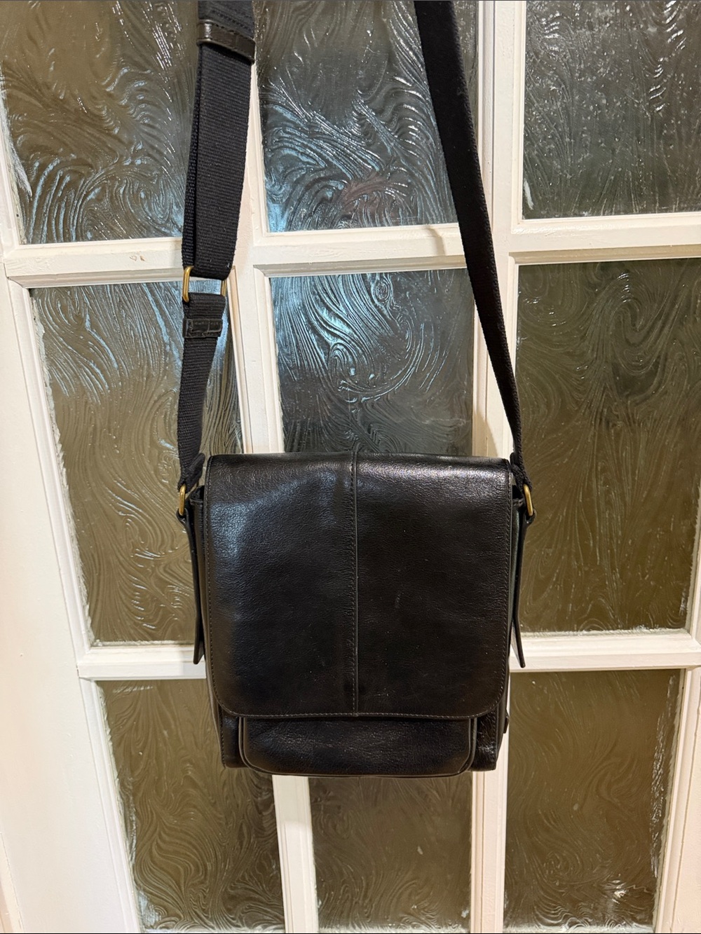 Fossil Black Leather Messenger Crossbody Bag